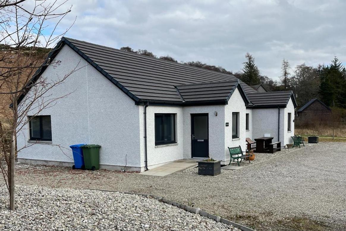 Highland Holiday Lets Lairg Bagian luar foto